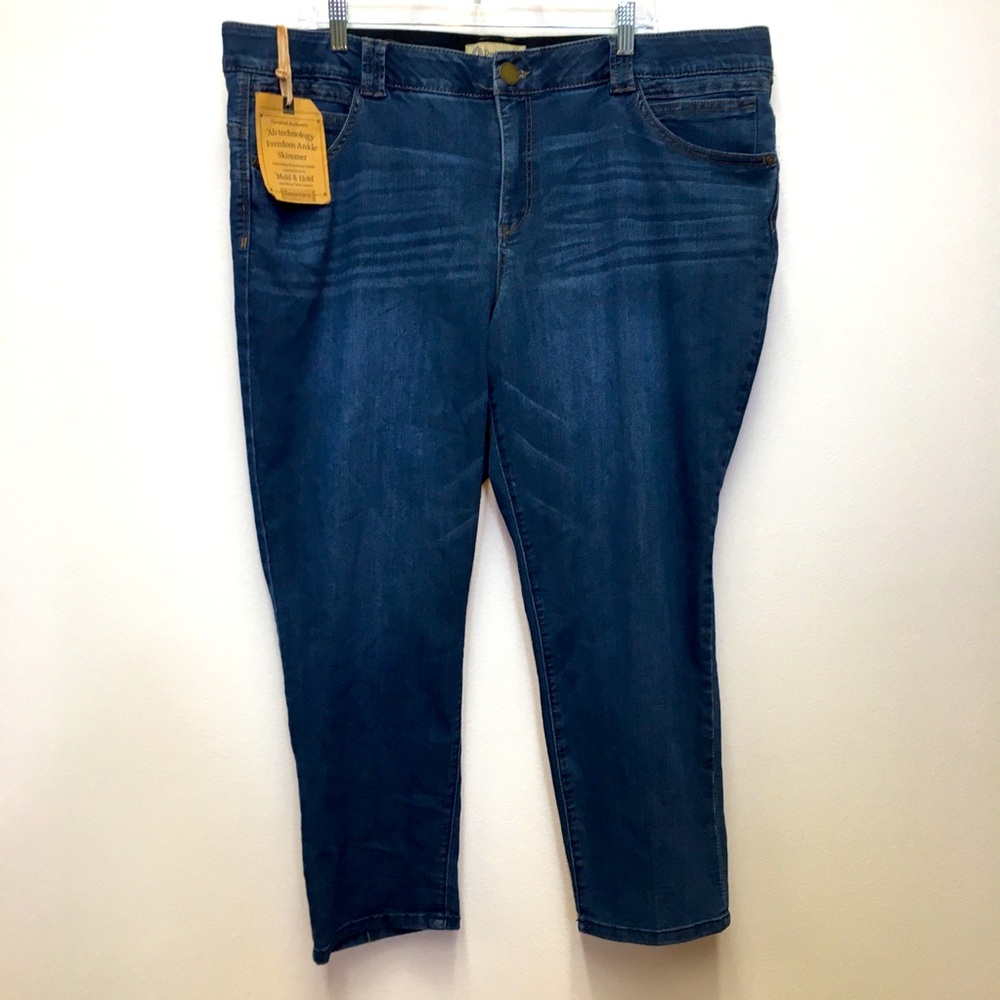 Democracy “Ab” Technology Freedom Ankle Skimmer 22W Blue Stretch Casual Denim